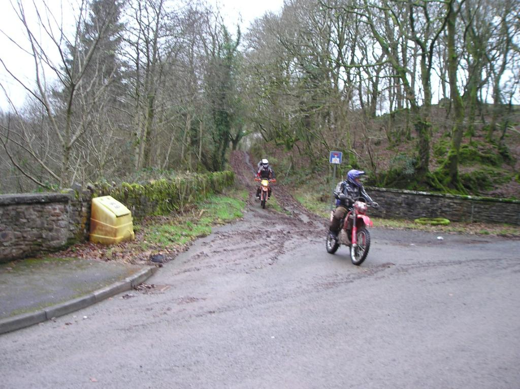 Sun 6th - Kington and back the slippery way - Page 3 063-1