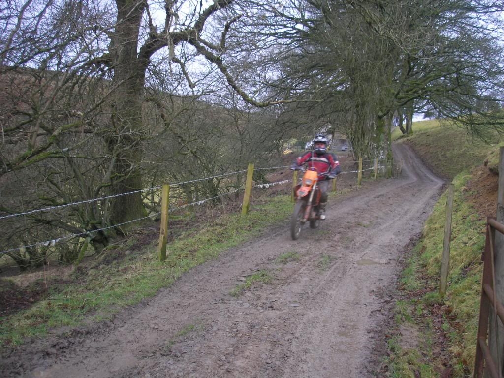 Sun 6th - Kington and back the slippery way - Page 3 105