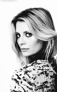 Mischa Barton MB20