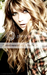 Mischa Barton MB25