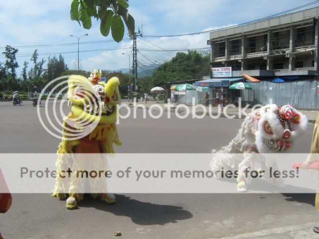 Thiên Long múa khai trương chi nhánh TT Ngoại ngữ..!! IMG_1715