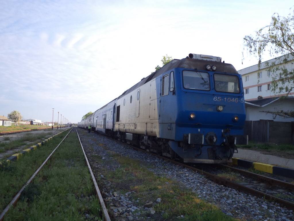 Trenuri Regio Expres - Pagina 6 DSC04178_zpsmvohqeli