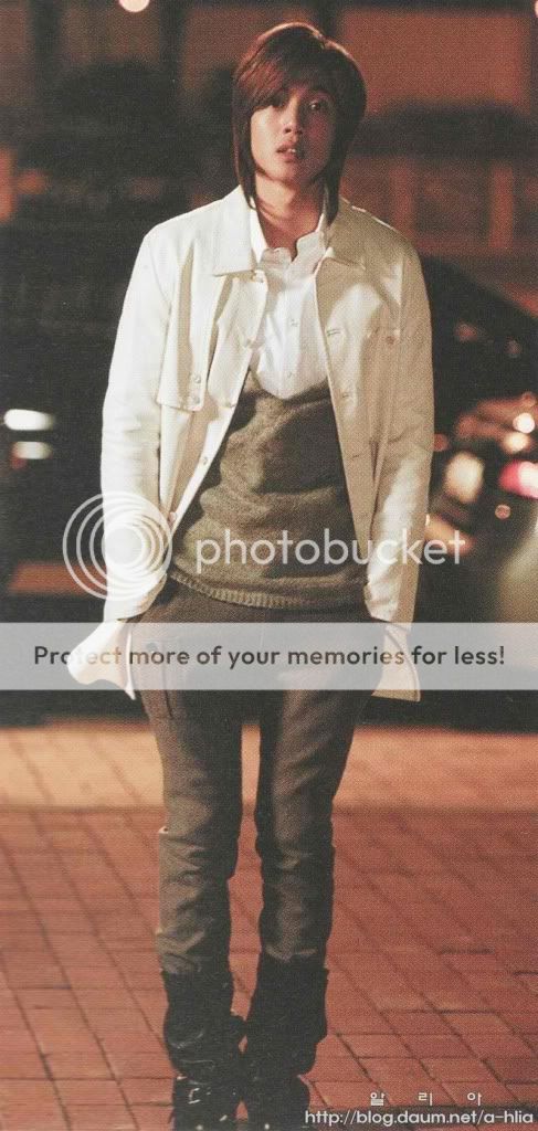 [photobook] Boys Before Flowers Official Photobook 185E023D4D6A7A5D0F3DA5