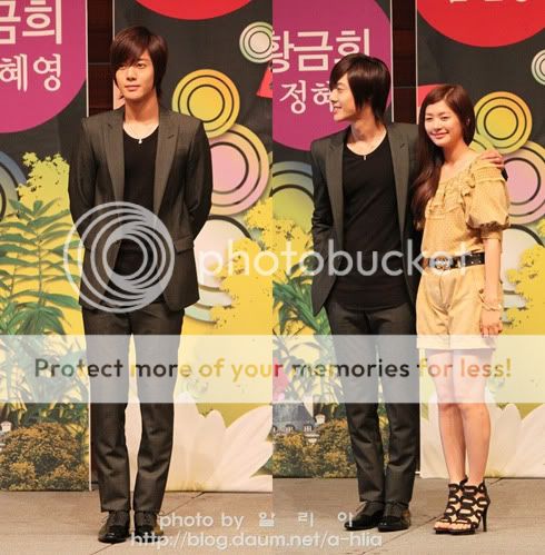 [event] “Mischievous kiss” Пресконференция  KHJ_pressconahlia035