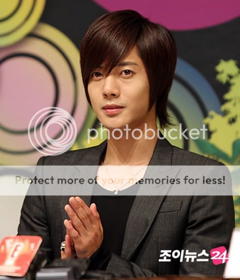 [event] “Mischievous kiss” Пресконференция  Khjpresscon002