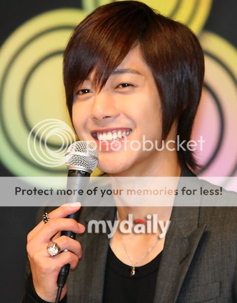 [event] “Mischievous kiss” Пресконференция  Khjpresscon006