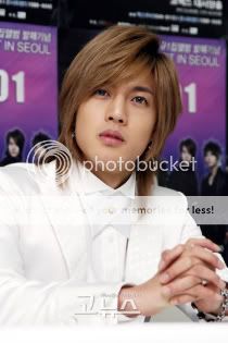 Leader's Photobook - Page 4 Kim-hyun-joong-ss501-146180