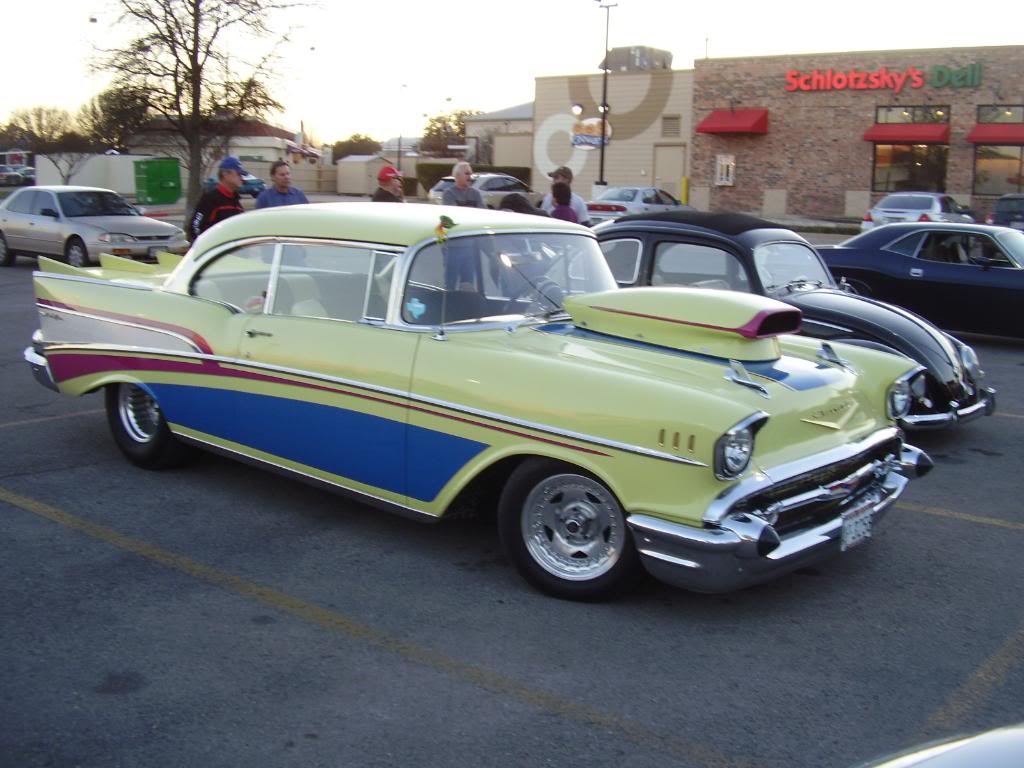 GOOD PICS!  Saturday night cruise-in, Cedar Park Tx, Feb 5  2-5-11Show020