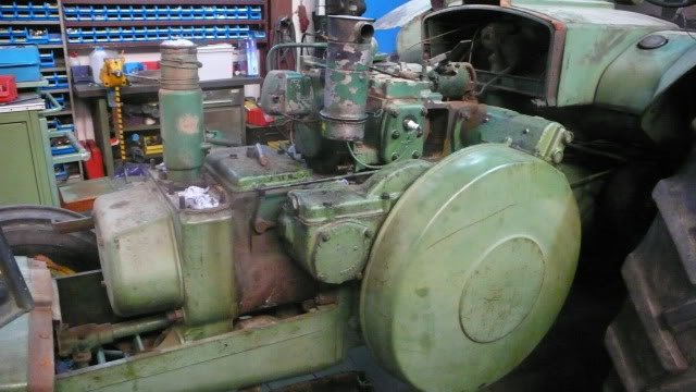 John Deere R 1949 L1010650