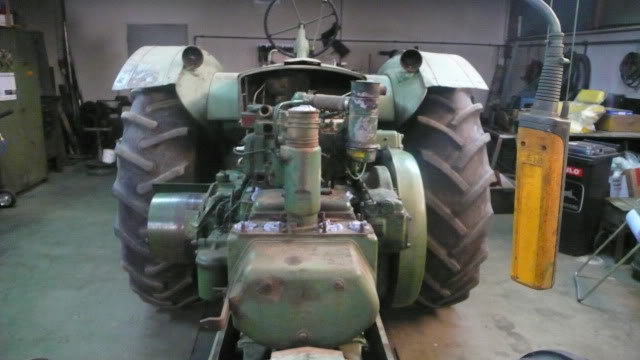 John Deere R 1949 L1010651