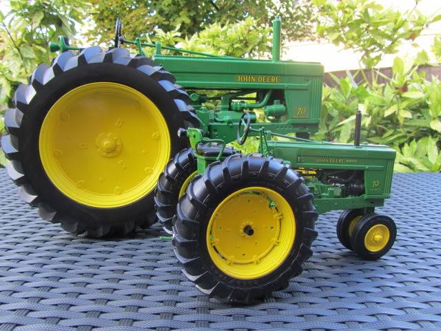 Les JOHN DEERE ...et autres miniatures de l'oncle Tom ! - Page 4 IMG_2761