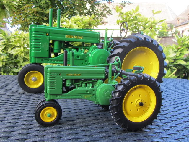 Les JOHN DEERE ...et autres miniatures de l'oncle Tom ! - Page 5 IMG_2786