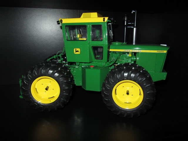 Les JOHN DEERE ...et autres miniatures de l'oncle Tom ! 36