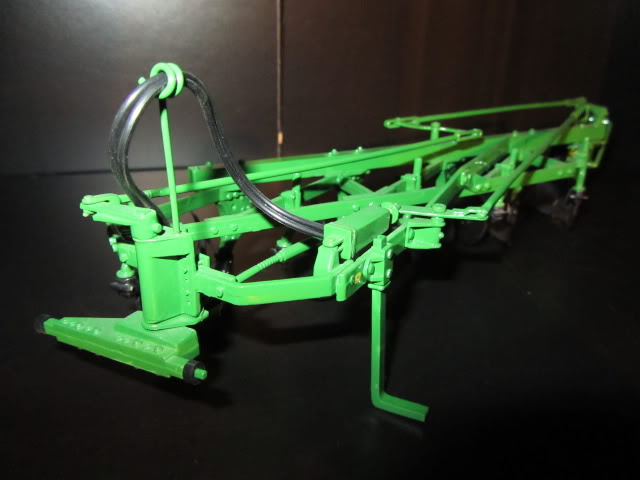 Les JOHN DEERE ...et autres miniatures de l'oncle Tom ! - Page 2 42