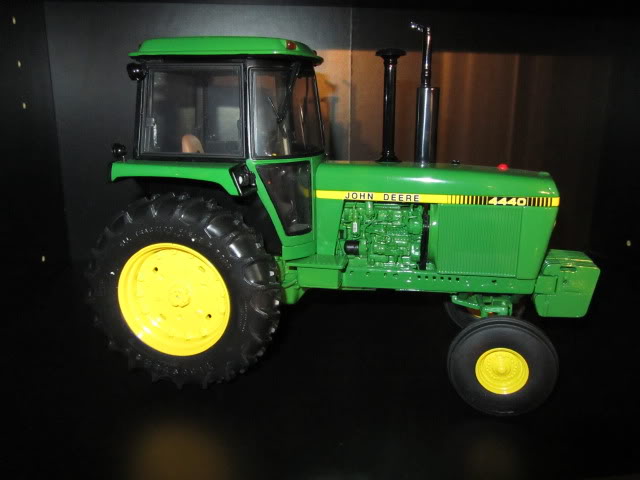 Les JOHN DEERE ...et autres miniatures de l'oncle Tom ! - Page 2 80