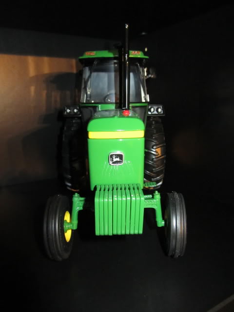 Les JOHN DEERE ...et autres miniatures de l'oncle Tom ! - Page 2 83