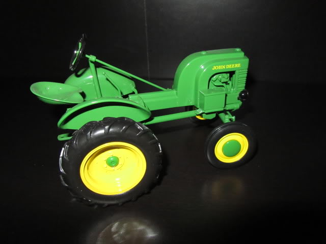 Les JOHN DEERE ...et autres miniatures de l'oncle Tom ! - Page 3 IMG_1673