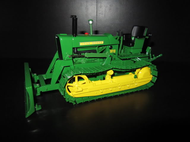 Les JOHN DEERE ...et autres miniatures de l'oncle Tom ! - Page 3 IMG_1910