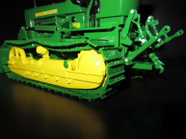 Les JOHN DEERE ...et autres miniatures de l'oncle Tom ! - Page 3 IMG_1915