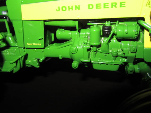 Les JOHN DEERE ...et autres miniatures de l'oncle Tom ! - Page 3 IMG_1932