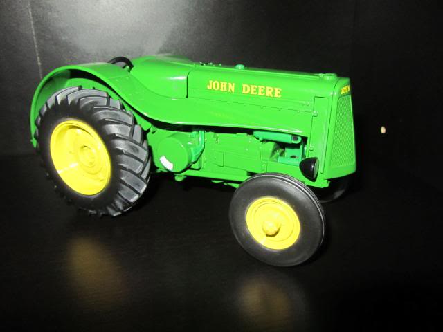 Les JOHN DEERE ...et autres miniatures de l'oncle Tom ! - Page 7 IMG_4319_zps5020ff25