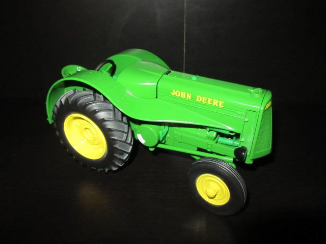 Les JOHN DEERE ...et autres miniatures de l'oncle Tom ! - Page 7 IMG_4323_zps193ffe18