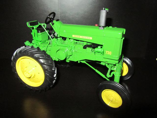 Les JOHN DEERE ...et autres miniatures de l'oncle Tom ! - Page 7 IMG_4325_zps3b39b3f9