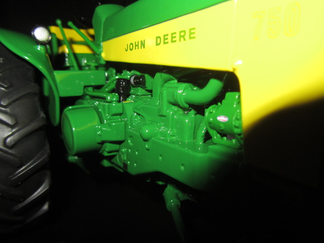 Les JOHN DEERE ...et autres miniatures de l'oncle Tom ! - Page 7 IMG_5644_zpsgelwygyh