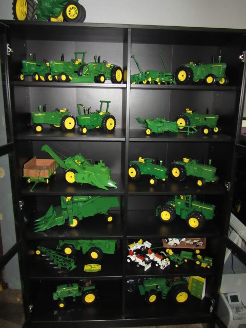 Les JOHN DEERE ...et autres miniatures de l'oncle Tom ! Arm2