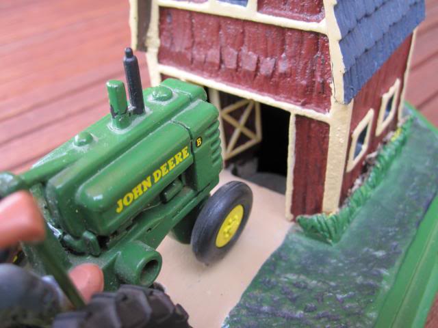 Les JOHN DEERE ...et autres miniatures de l'oncle Tom ! - Page 6 IMG_0113_zps13b905ad