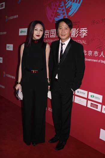 Dương Thiên Hoa và Lê Minh đại diện Hồng Kông tại liên hoan phim Bắc Kinh Uhk-21-1