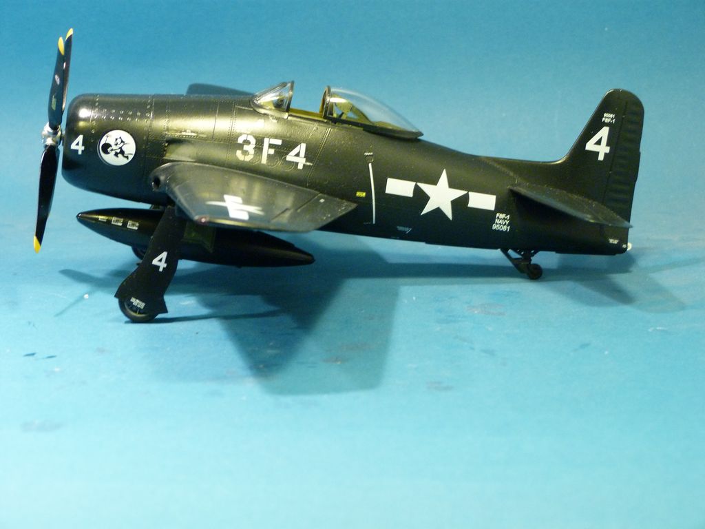 F8F-1 Bearcat VF-3 Tomcatters P1030359_zpsd9a97a3e