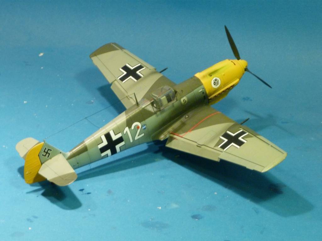 Bf 109E-7, Vit 12 (tamiya 1/48) P1020521_zpsb25b4f9e