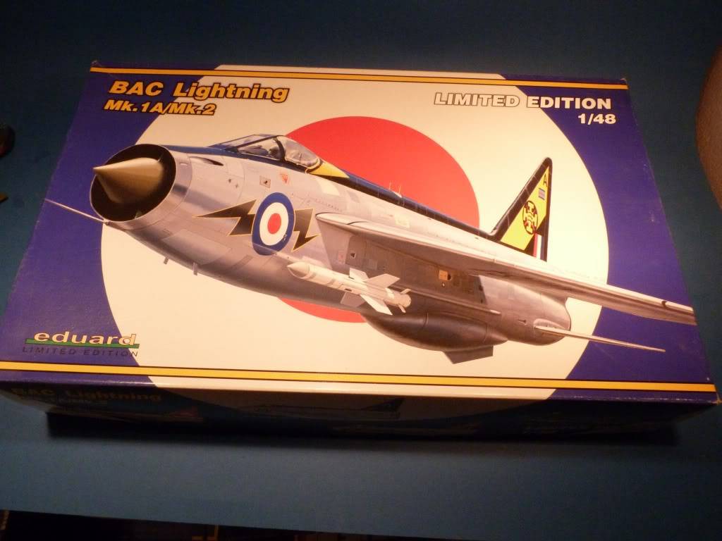 Lightning F.1A/F2, Eduard (Airfix) 1/48 P1000084_small