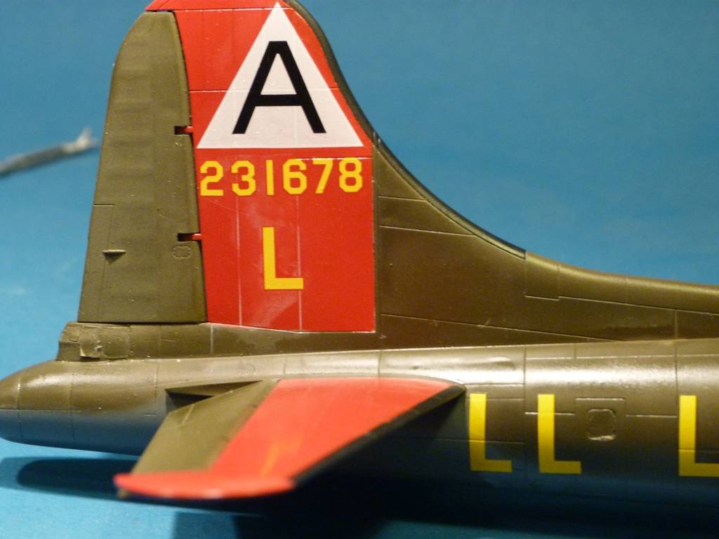 Little Patches (Revell B-17G 1/72) - Sida 9 P1010745