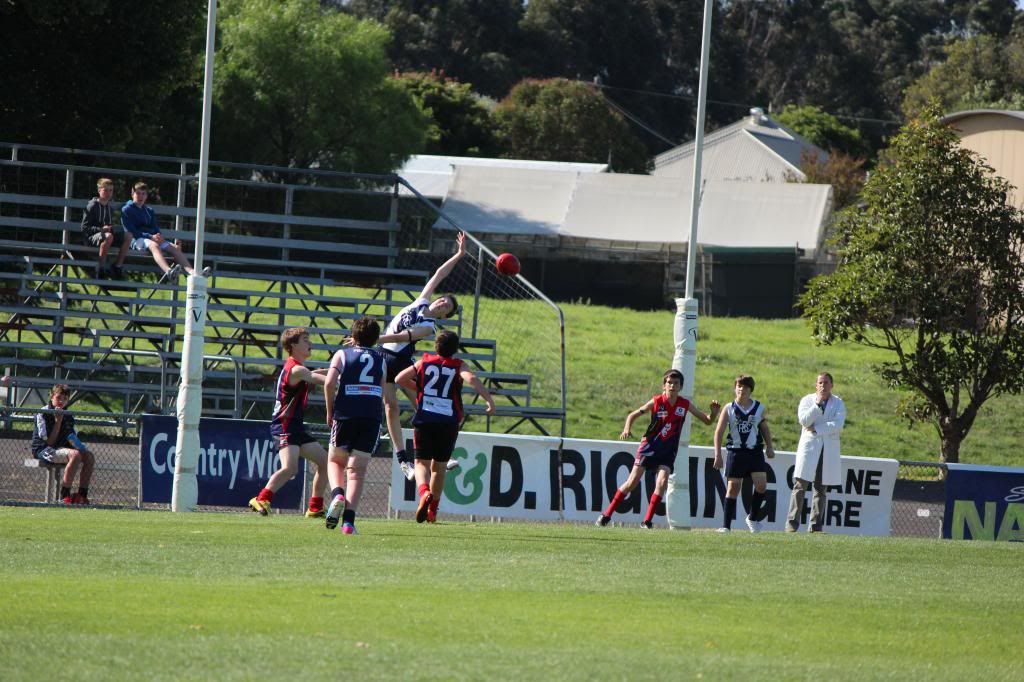 ROUND 2 V SOUTHSIDE ANZAC DAY U14s8_zps5641bdbe