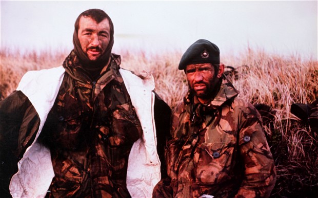 Reversible smock 1982CliveDytorleftwhoservedintheFalklandsWarandwasawardedtheMilitaryCrossforhisactions