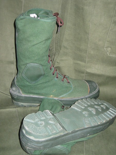 Militaria Británica JunglebootsBorneo2Copiar_zps1c44ca2a