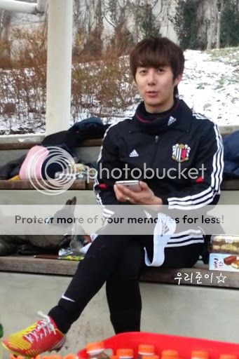 Футболистът Kim Hyung Jun от FC Avengers - Page 3 05BEE897-F342-4E05-8C64-88C2A068B1D4_zps71c5f834