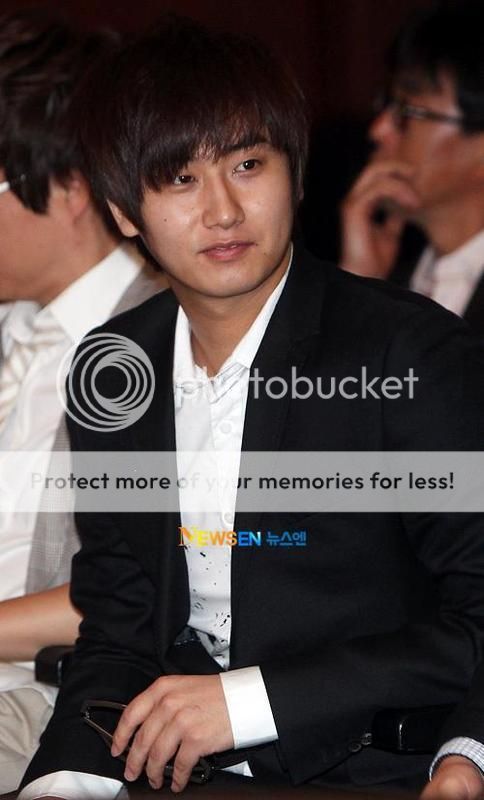 Heo Young Saeng Gallery - Page 2 77cbb574965ab12841a9ad7