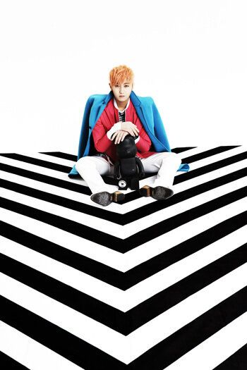 Heo Young Saeng 3th mini album LIFE B2m1