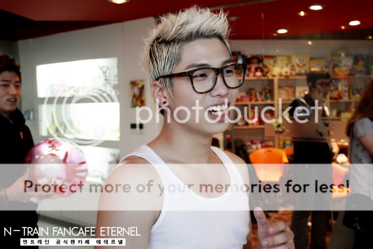 [PIC][CAFE] 110628 @MTV The Show Ec82aceca784_065