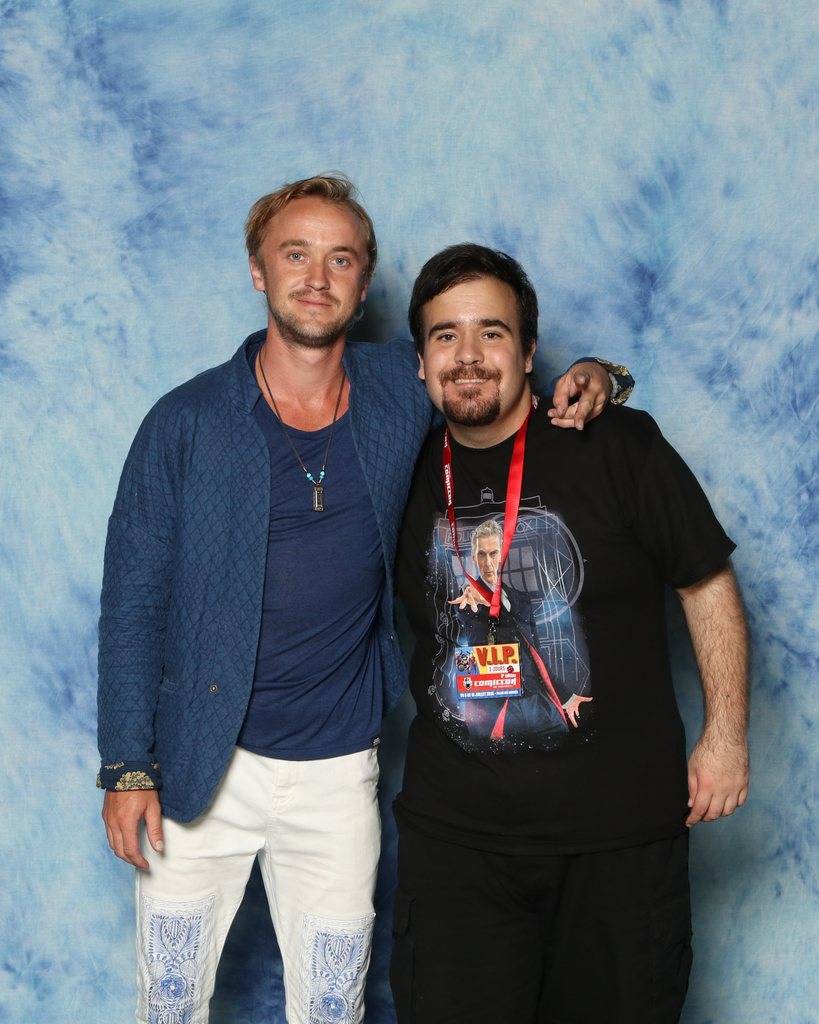 Isa va au Comic Con (2016 - Présent ) Tom%20Felton%20photo%20op_zpsppvpmy8o