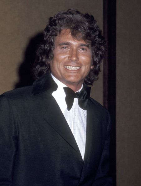 Acompanhe Michael Landon em suas Festas de Gala!!! 00HollywoodRadioandTelevisionSocietys16thAnnualInternationalBroadcastingAwardsonMarch41976atCenturyPlazaHotelinLosAngelesCalifornia