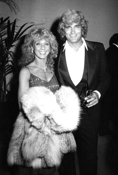 Acompanhe Michael Landon em suas Festas de Gala!!! 25thAnnualGrammyAwardsonFebruary231983attheShrineAuditoriuminLosAngeles2