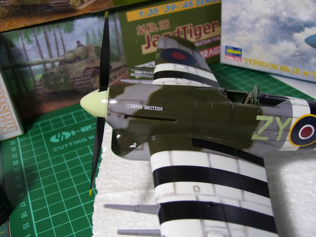 Hawker Typhoon Tear Drop Canopy 1/48 Hasegawa (Terminado) - Página 2 Calcas3