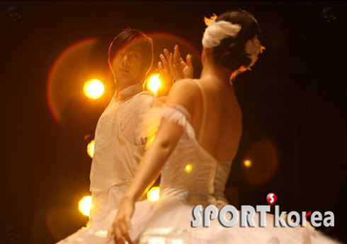 [HJL] Escena del beso del drama 'Playful kiss' HJL_kiss002