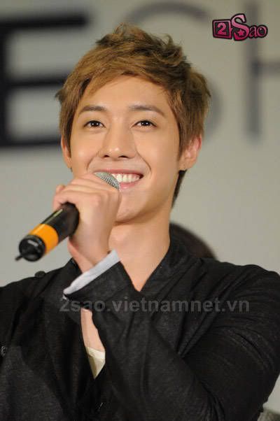 [HJL] Fansign Event in Vietnam Queen Plaza [12.08.11]  (2) 1208k03