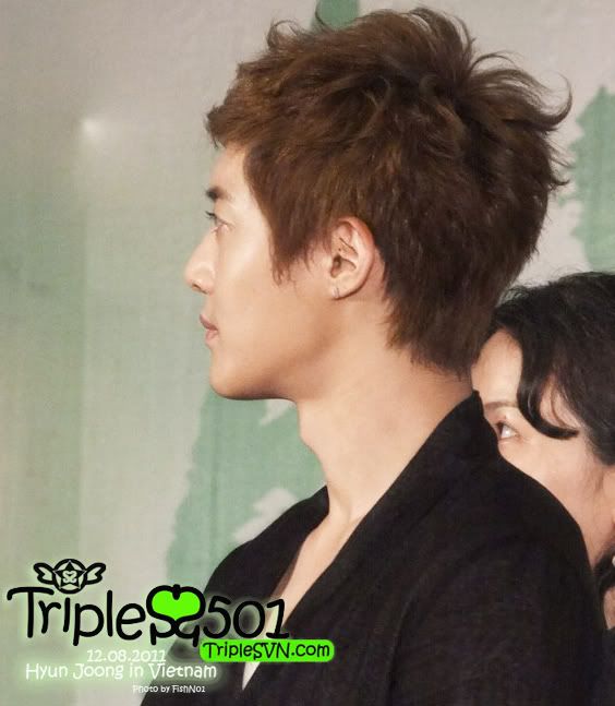 [HJL] Fansign Event in Vietnam Queen Plaza [12.08.11] (4)   86