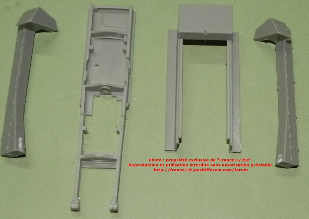 AMC P16 Mle 29. DES Kit, 1/35, ref 35126. Kit résine. P16DES1-35Ref35126-16